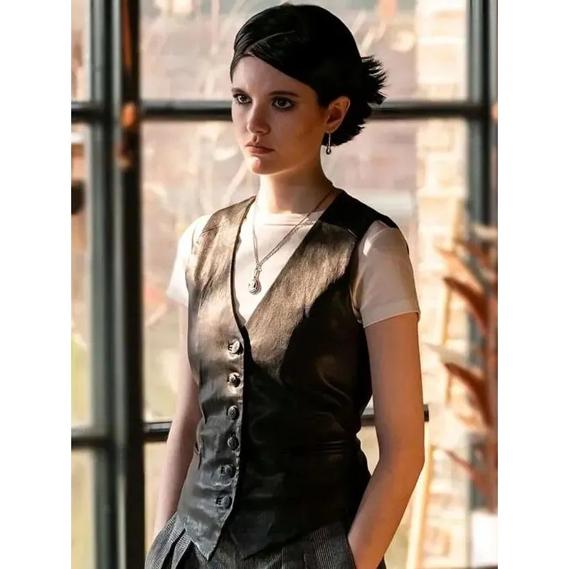 law-order-organized-crime-ainsley-seiger-vest