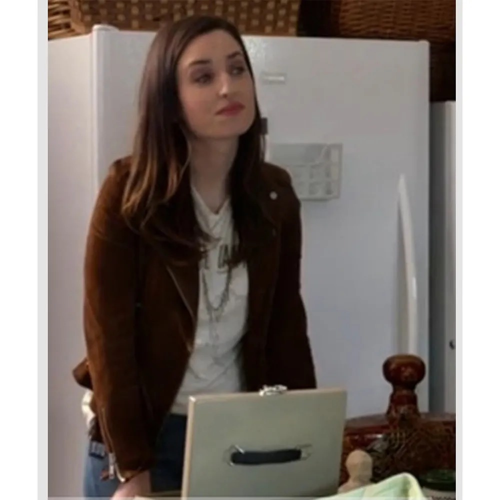 life-in-pieces-betsy-brandt-brown-suede-jacket