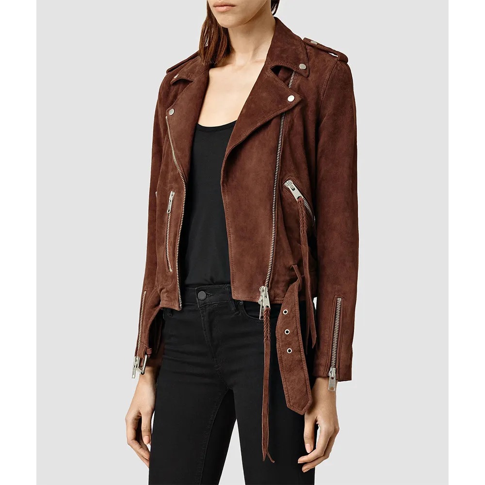 life-in-pieces-betsy-brandt-suede-jacket-1